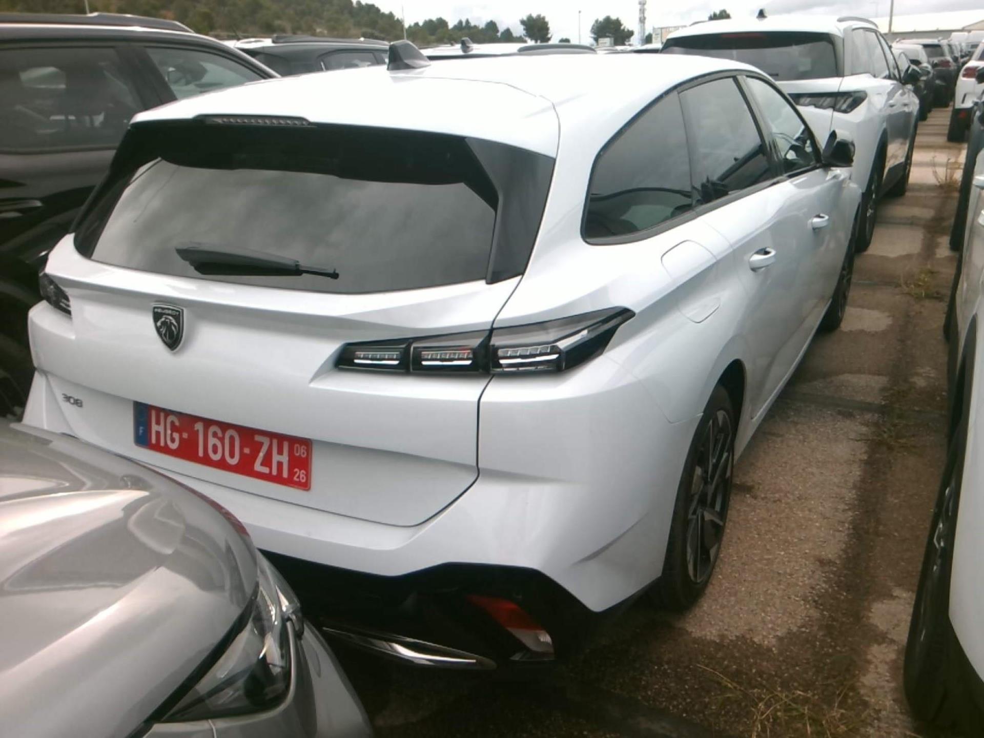 Peugeot 308 SW Hybrid 145 e-DCS6 Allure 2025