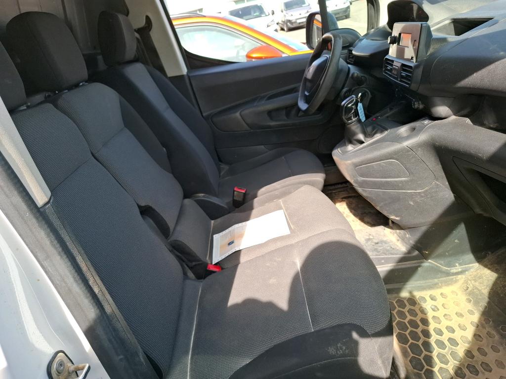 Peugeot PARTNER FOURGON STANDARD 650 KG BLUEHDI 100 S&S BVM5 PREMIUM 2021