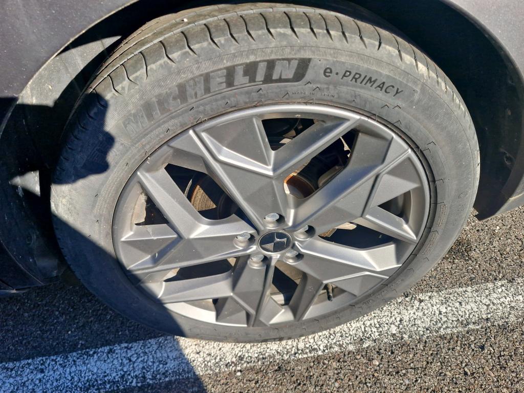 DS DS 4 Hybride E-Tense 225 EAT8 Cross Trocadero 2023