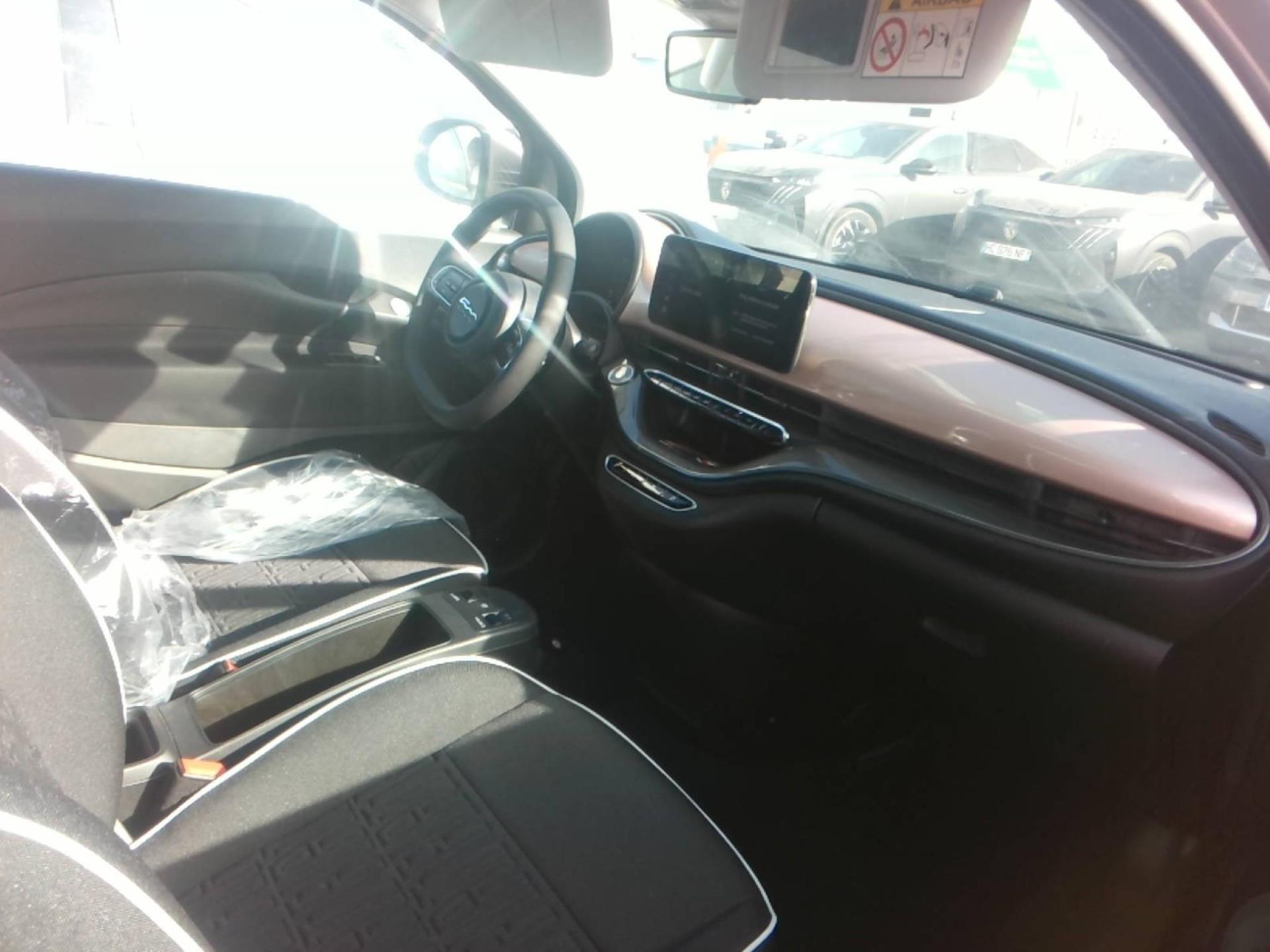 FIAT 500C e 118 ch Nouvelle 500 2023