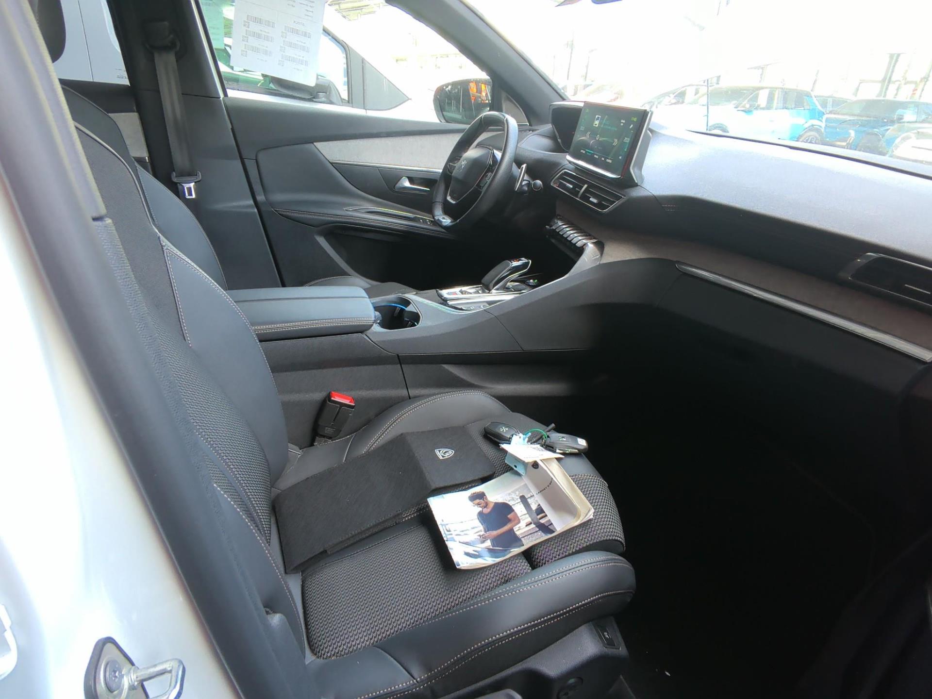 Peugeot 3008 Hybrid 225 e-EAT8 GT 2023