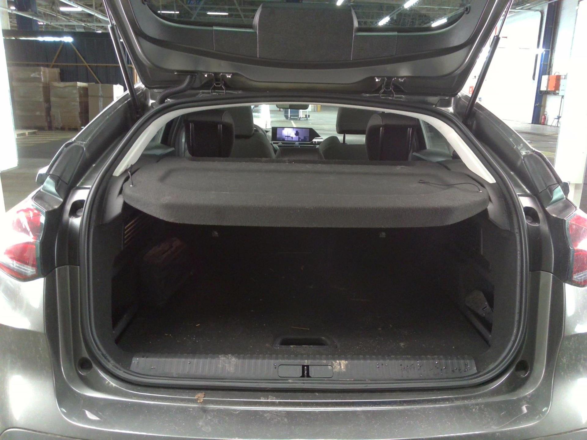 Citroen C4 PureTech 130 S&S EAT8 Shine 2023