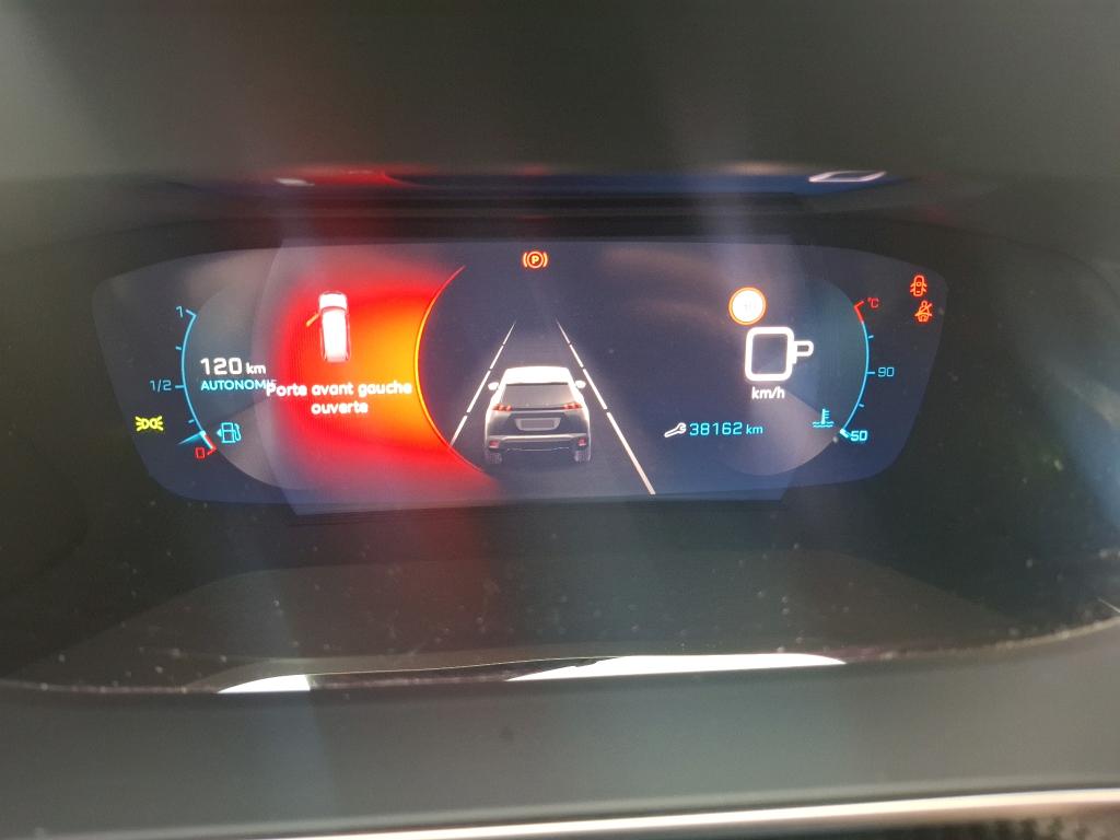 Peugeot 2008 BlueHDi 130 S&S EAT8 Allure Pack 2022