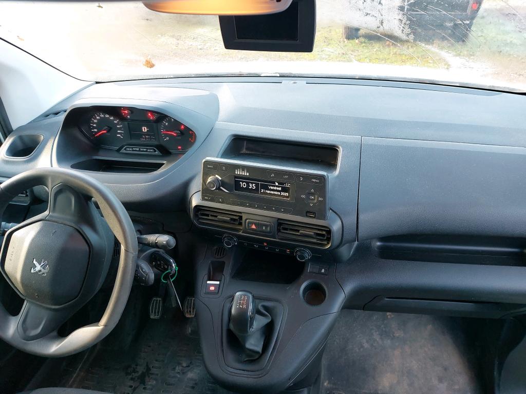 Peugeot PARTNER FOURGON STANDARD 650 KG BLUEHDI 100 S&S BVM5 PREMIUM 2020