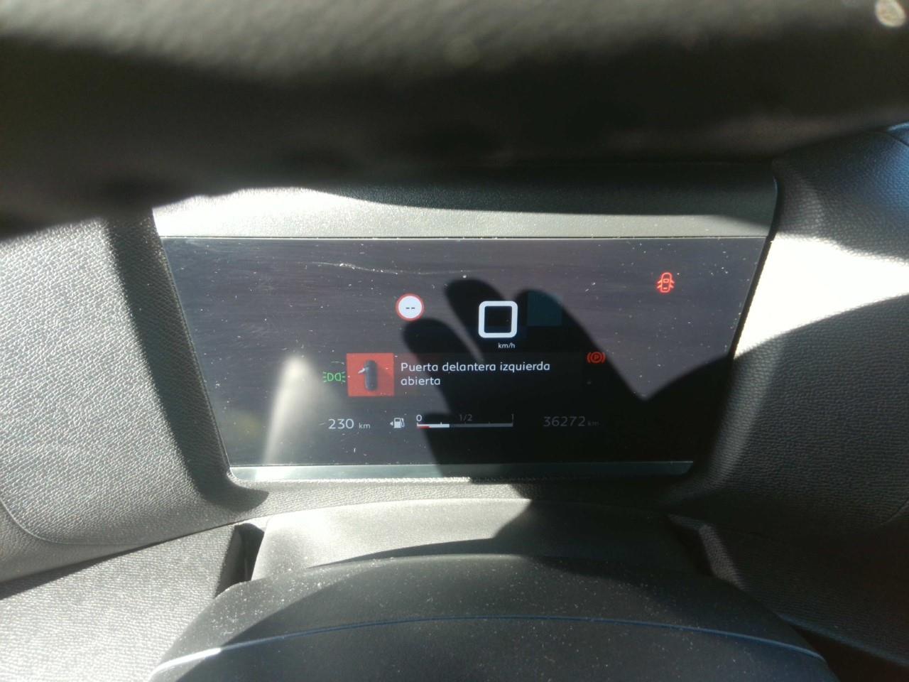 Foto Citroën C4 X 9