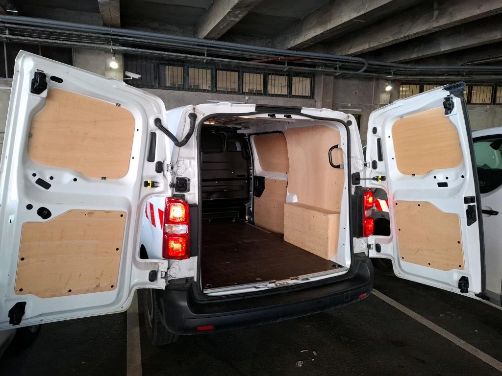 Peugeot EXPERT FGN TOLE STANDARD 2.0  BLUEHDI 120 S&S BVM6 PREMIUM 2018