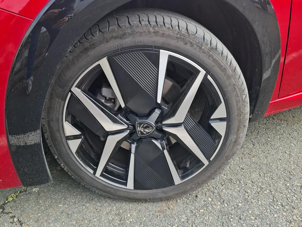 Peugeot 208 Hybrid 145 ch e-DCS6 GT 2025