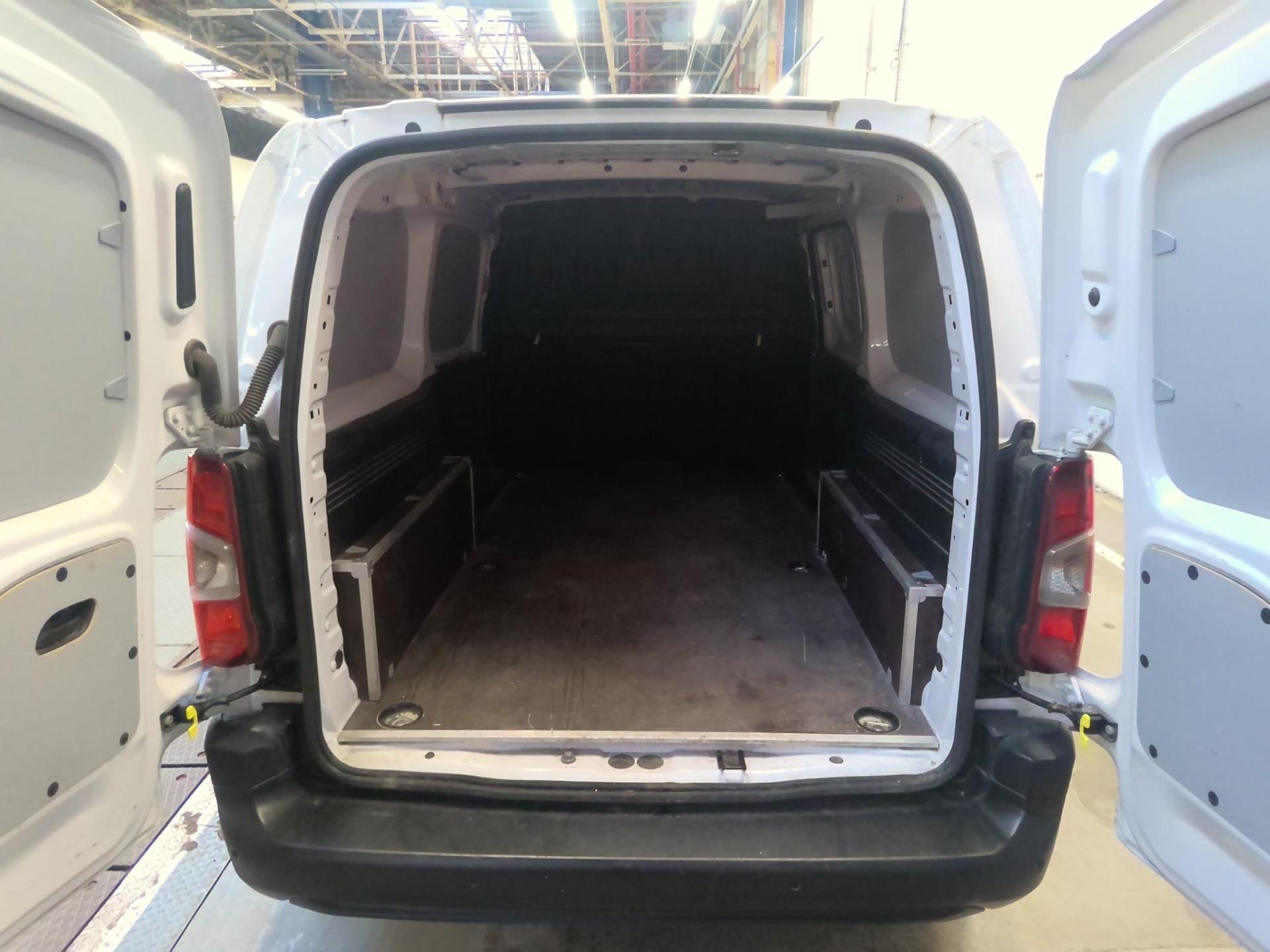 Citroen BERLINGO VAN TAILLE XL 950KG BLUEHDI 100 S&S BVM6 2024