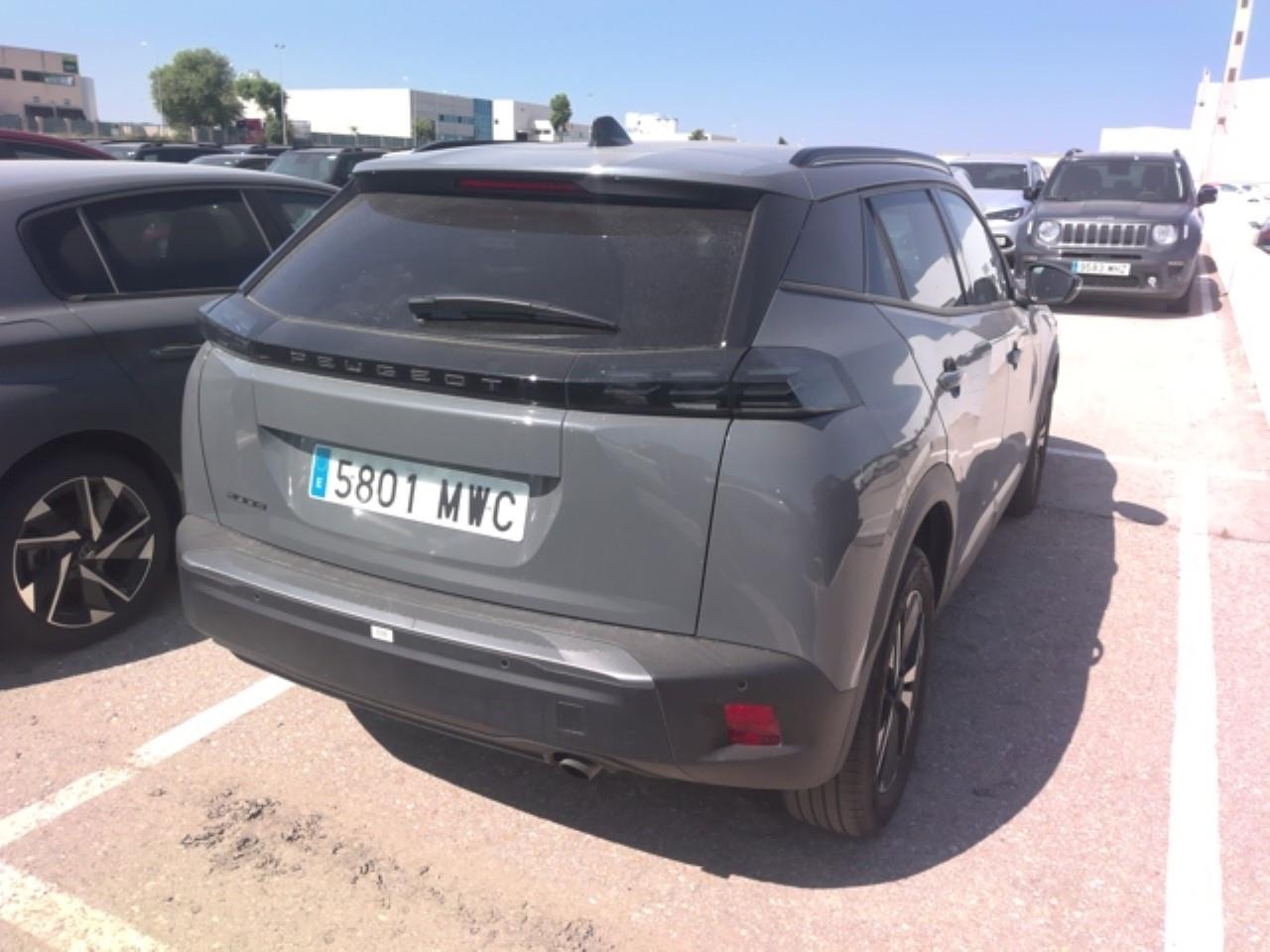 Foto Peugeot 2008 4