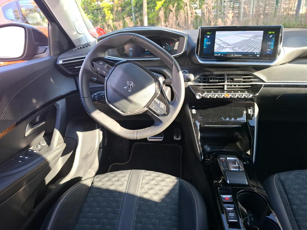 Peugeot 2008 Electrique 136 ch Roadtrip 2023