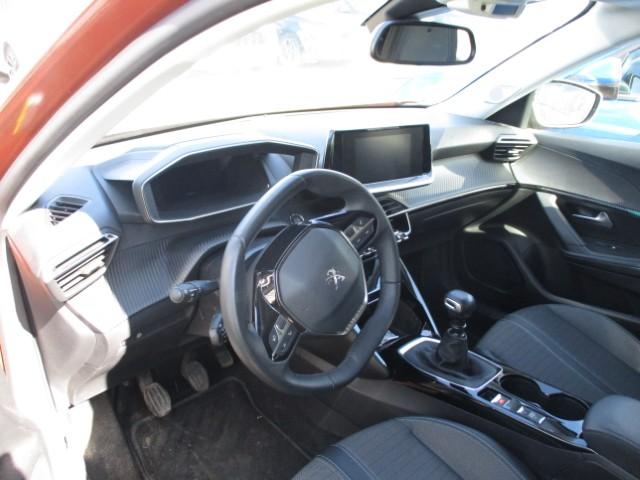 Foto Peugeot 2008 15