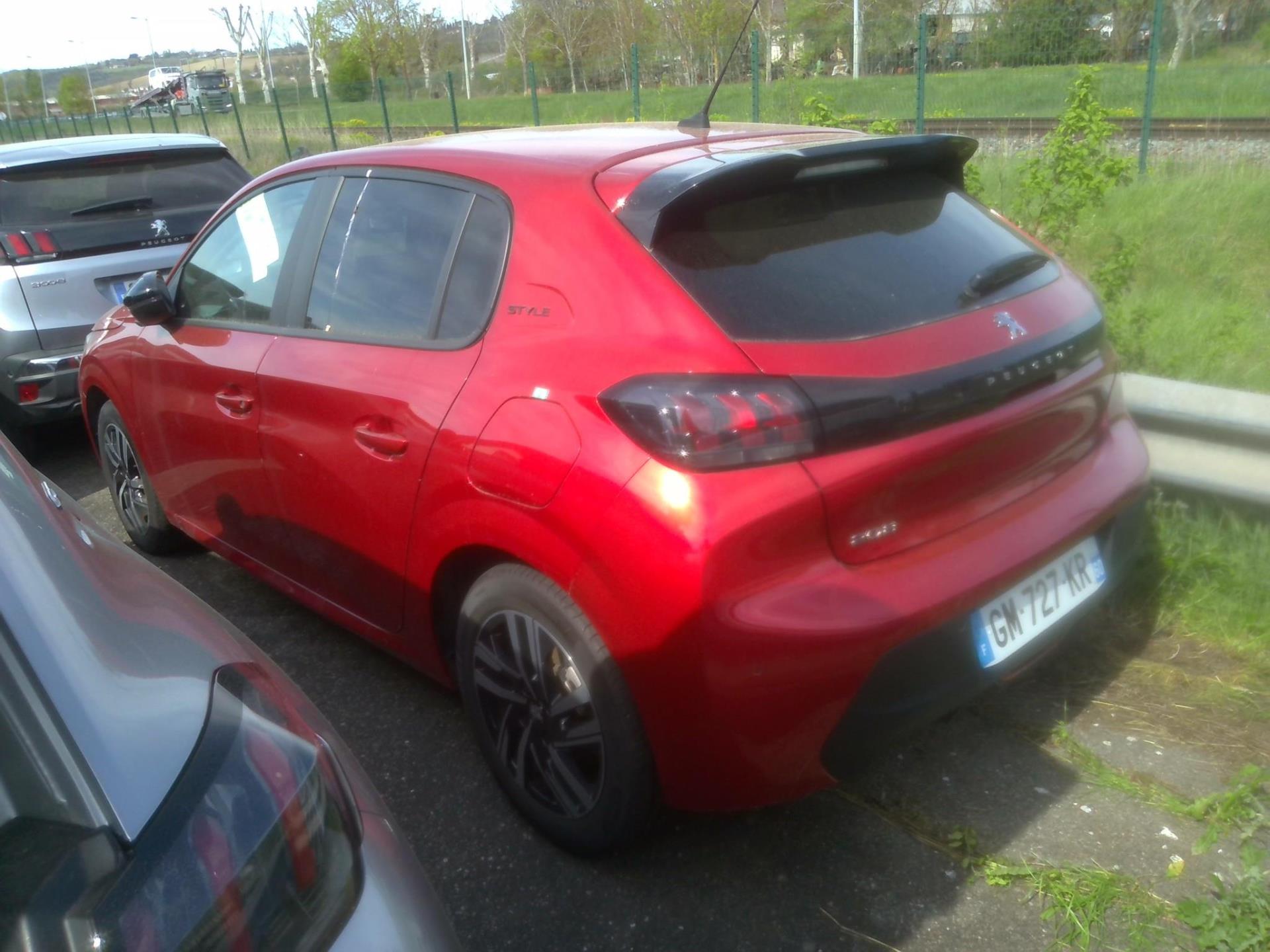 Peugeot 208 PureTech 100 S&S EAT8 Style 2023