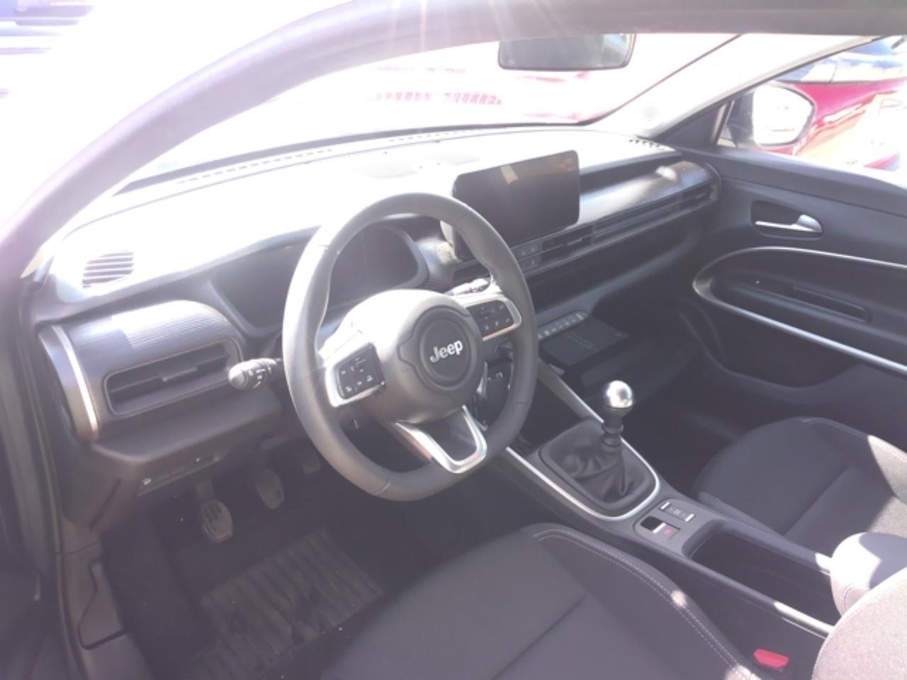 Foto Jeep AVENGER 4