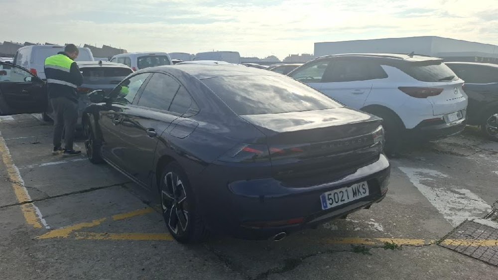 Foto Peugeot 508 Hybrid 5