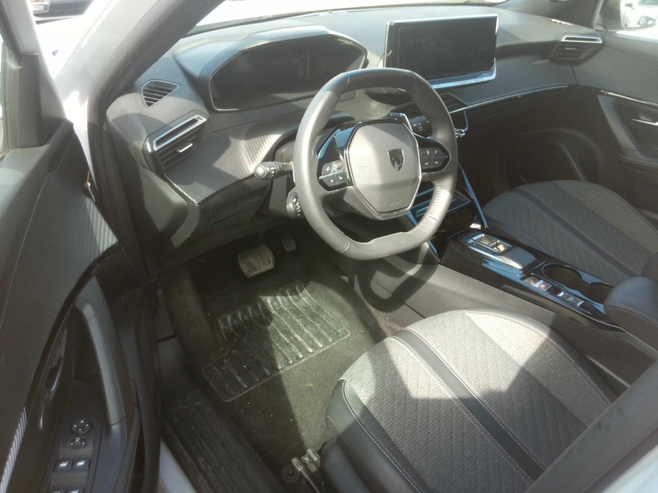 Foto Peugeot 2008 3