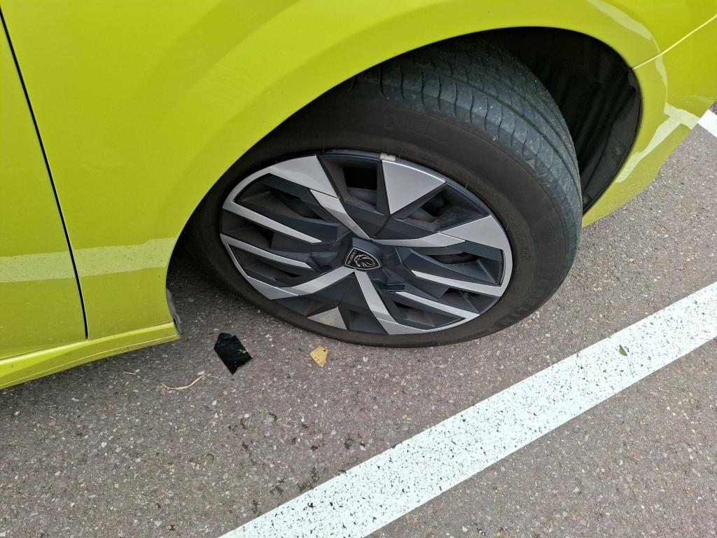 Peugeot 208 100 S&S BVM6 Style 2025