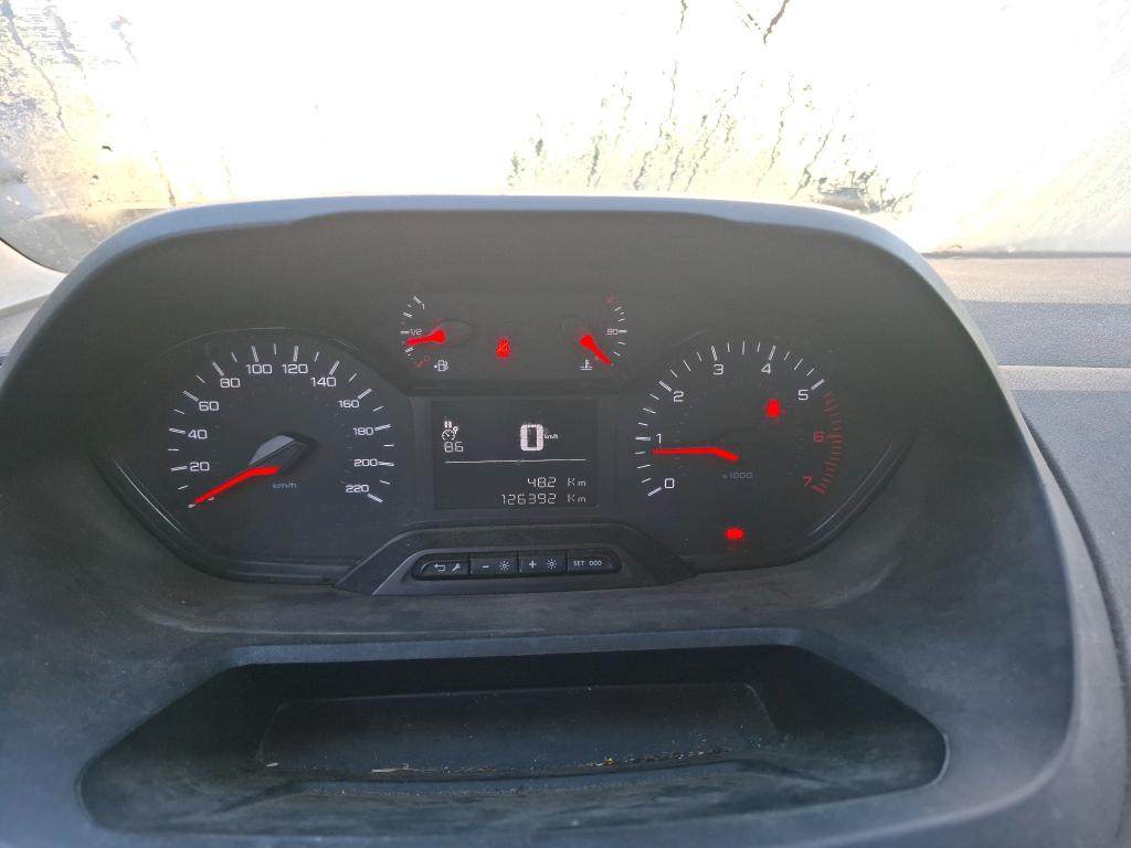 Peugeot PARTNER FOURGON STANDARD 650 KG BLUEHDI 100 S&S BVM5 PREMIUM 2020