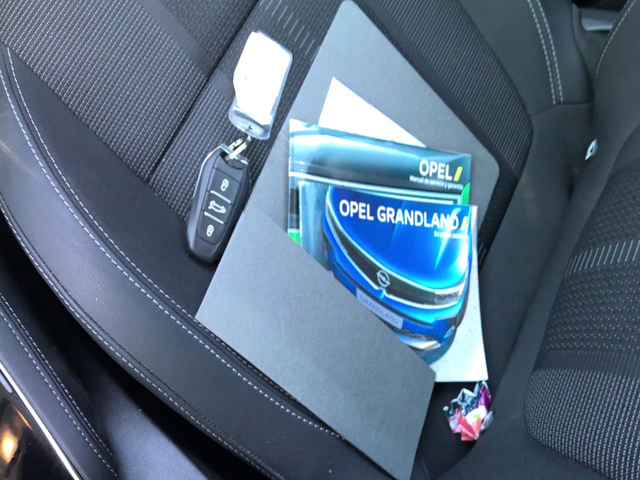 Foto Opel Grandland PHEV 9