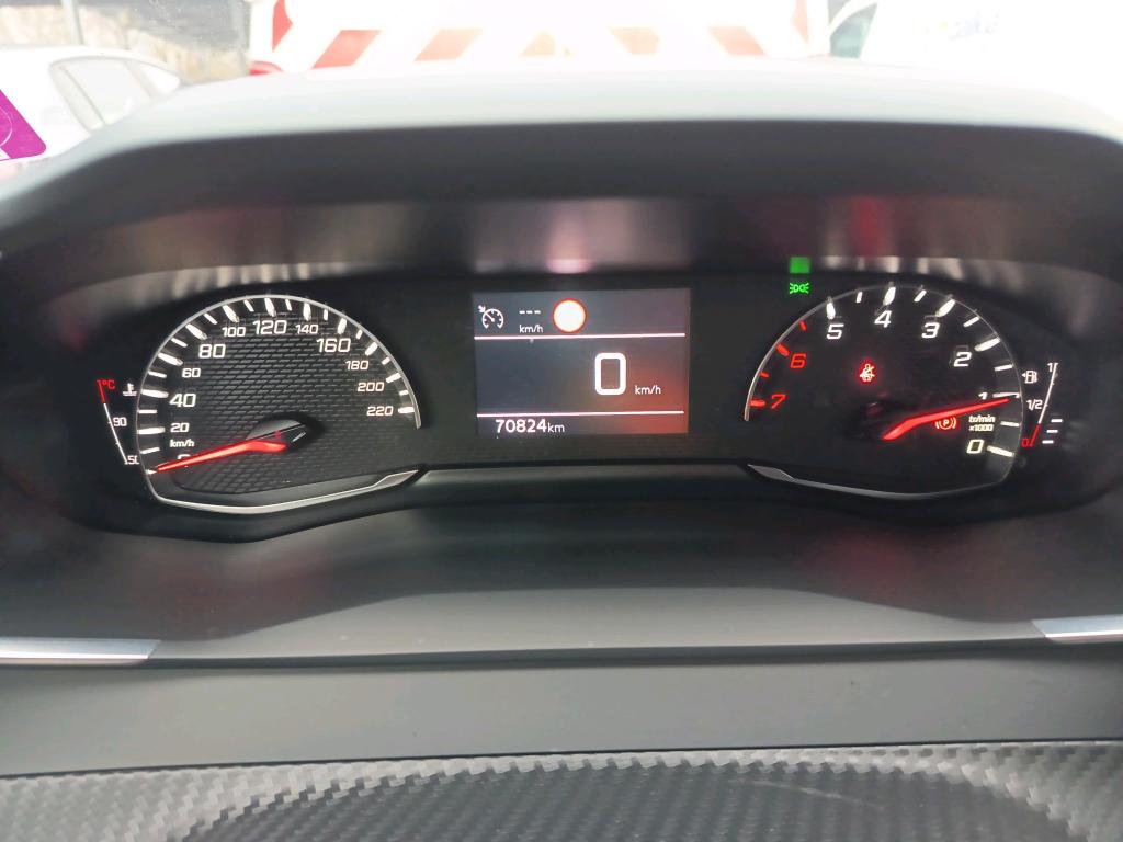 Peugeot 2008 BlueHDi 110 S&S BVM6 Active Business 2021