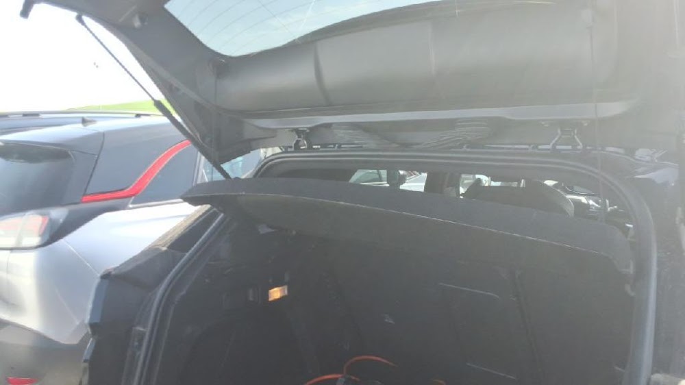 Foto Peugeot 3008 Hybrid 15