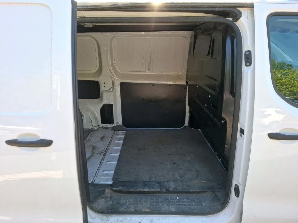 Peugeot EXPERT FGN TOLE STANDARD BLUEHDI 145 S&S BVM6 PREMIUM 2022