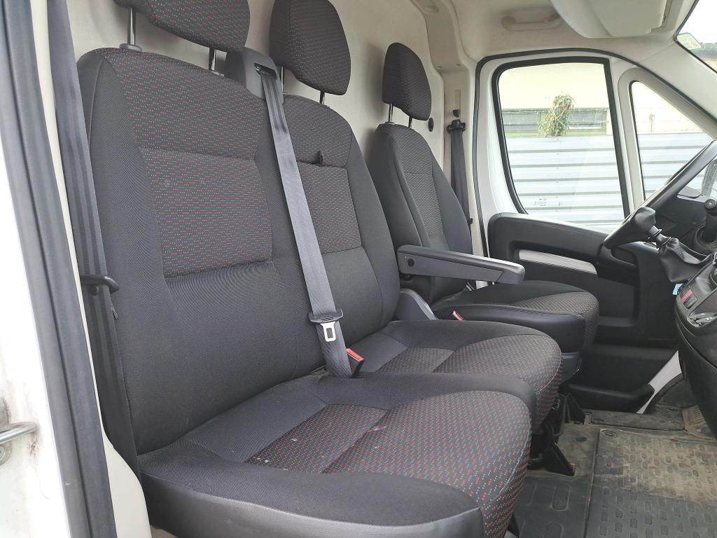 Peugeot BOXER TOLE 333 L2H2 BLUEHDI 140 S&S ASPHALT 2019