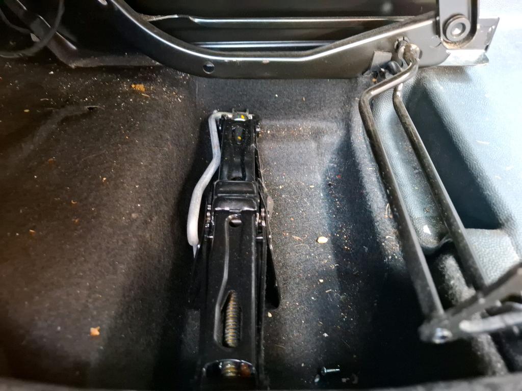 Peugeot PARTNER FOURGON LONG 950 KG BLUEHDI 100 S&S BVM5 PREMIUM 2022