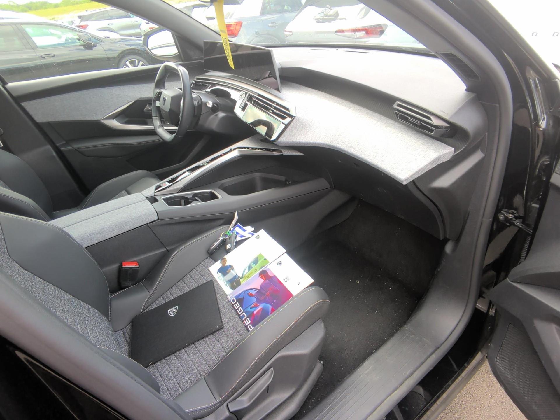 Peugeot 3008 Electrique 210 ch 73 kWh Allure 2025
