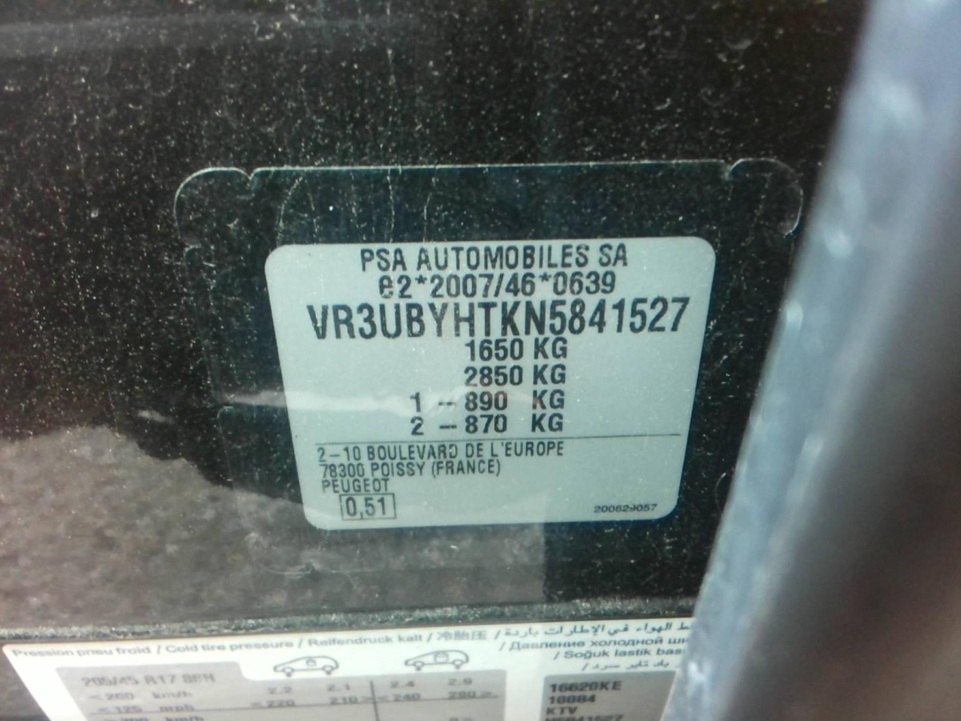 Peugeot 208 BlueHDi 100 S&S BVM6 GT 2022