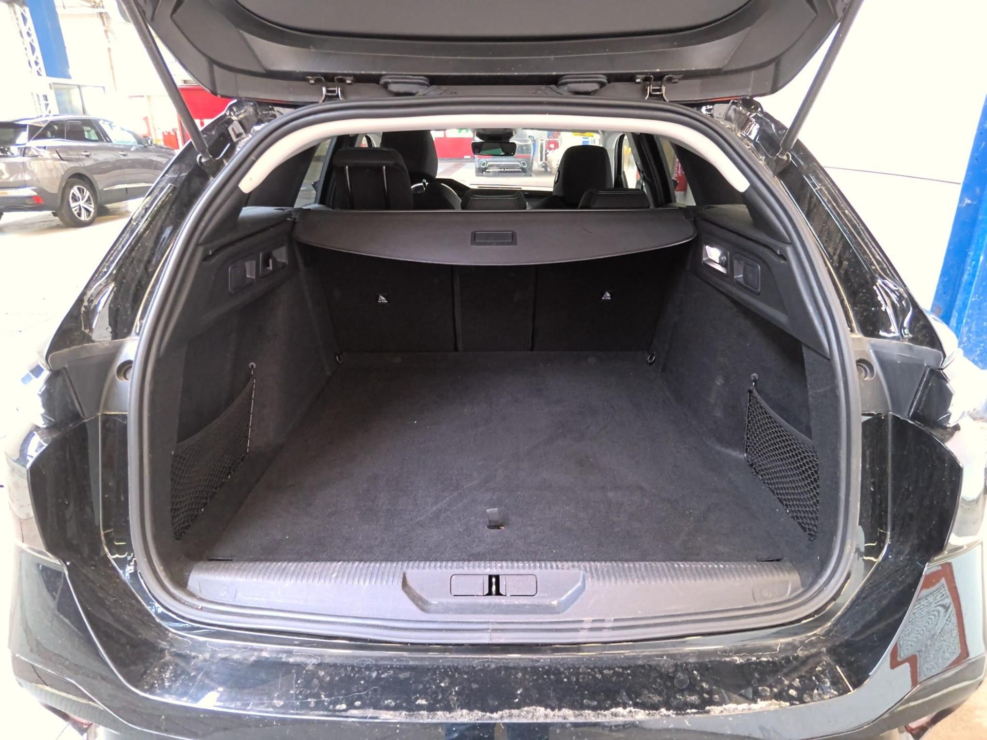 Peugeot 308 SW PHEV 180 e-EAT8 Allure 2024