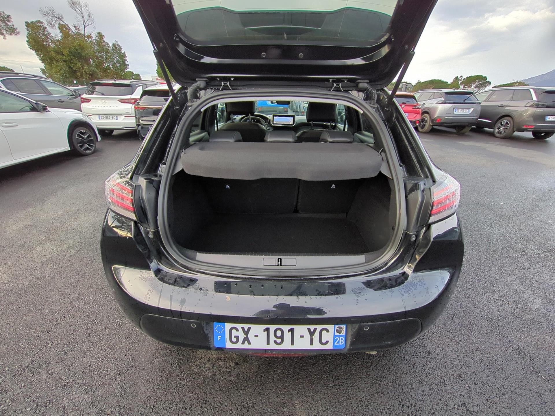 Peugeot 208 Hybrid 100 e-DCS6 Allure 2024
