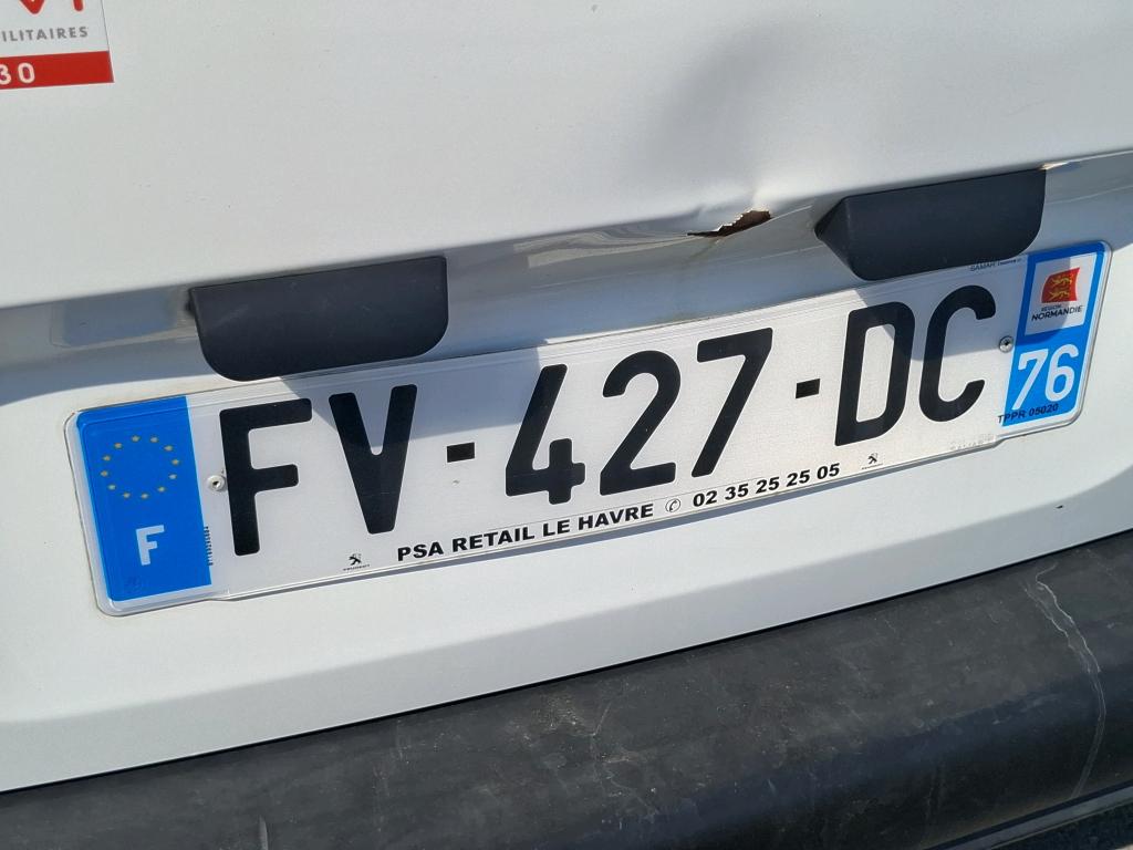 Peugeot PARTNER FOURGON STANDARD 650 KG BLUEHDI 75 BVM5 PREMIUM 2020