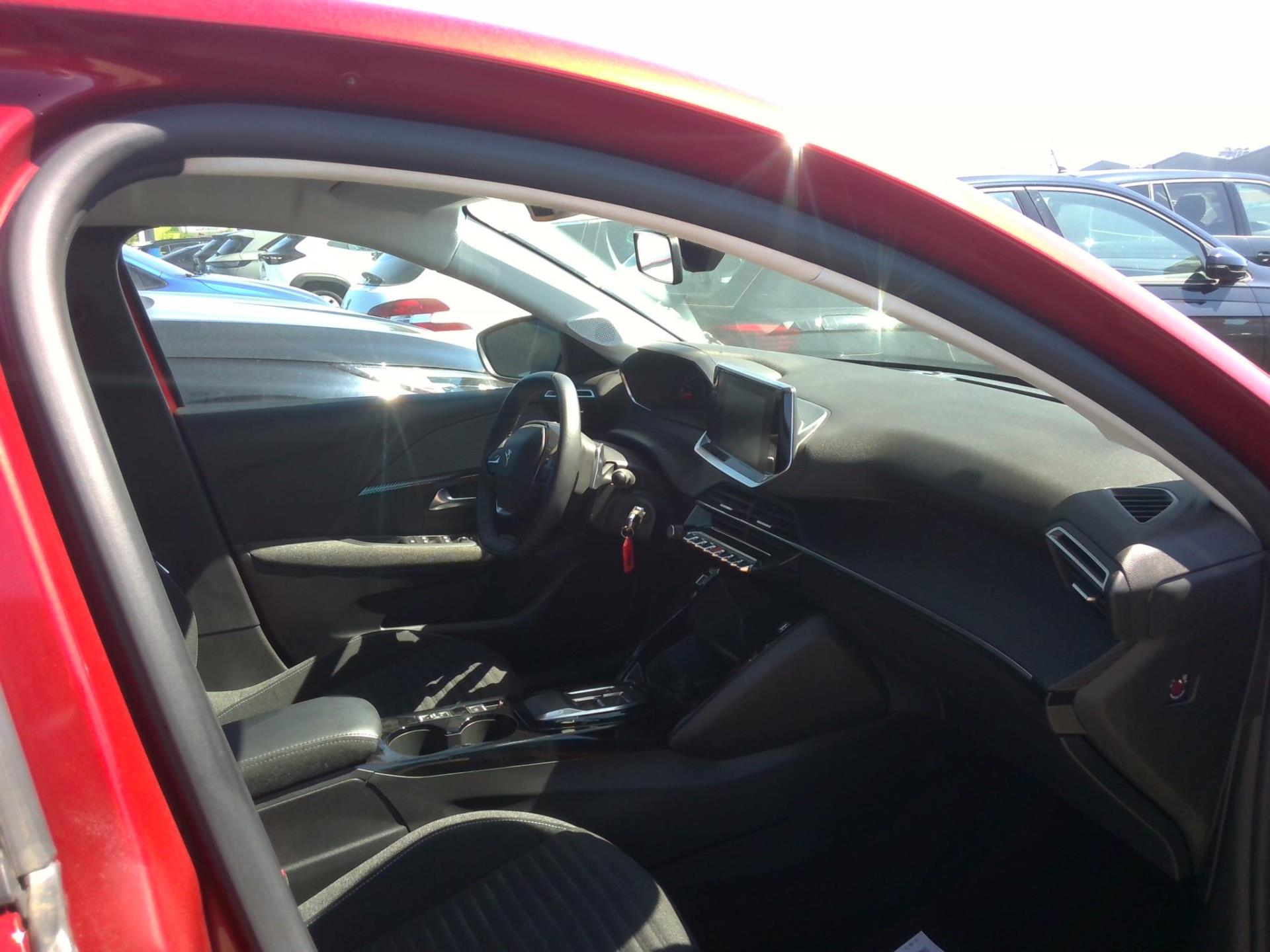 Peugeot 208 PureTech 100 S&S EAT8 Style 2022