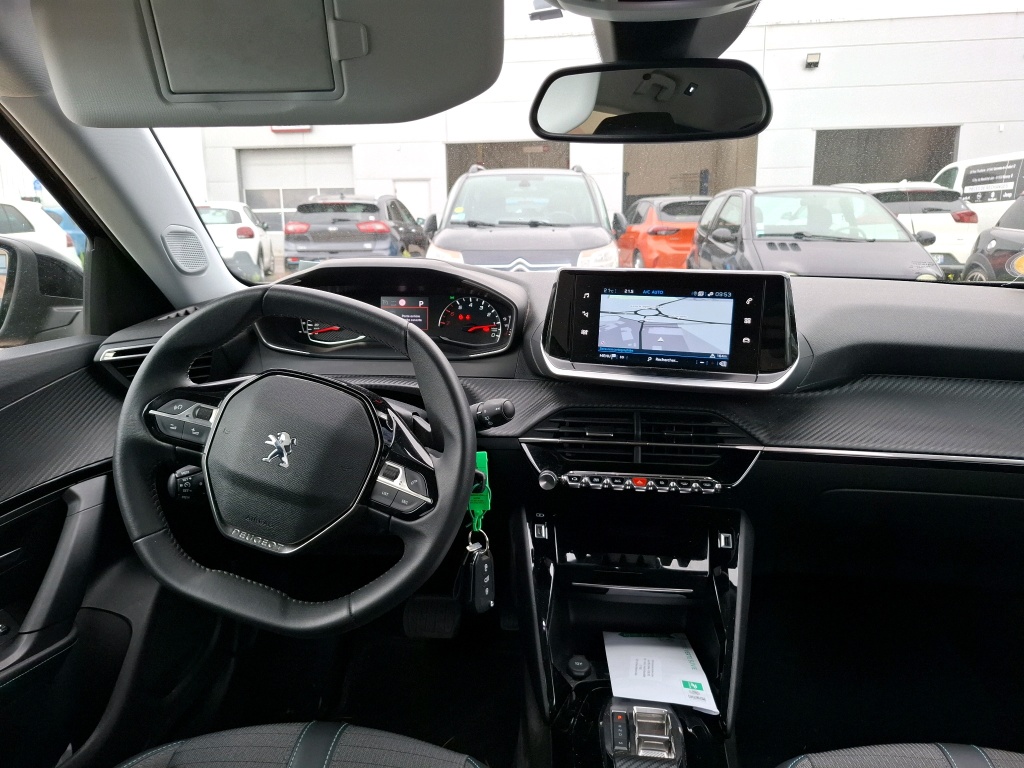 Peugeot 2008 BlueHDi 130 S&S EAT8 Allure 2022