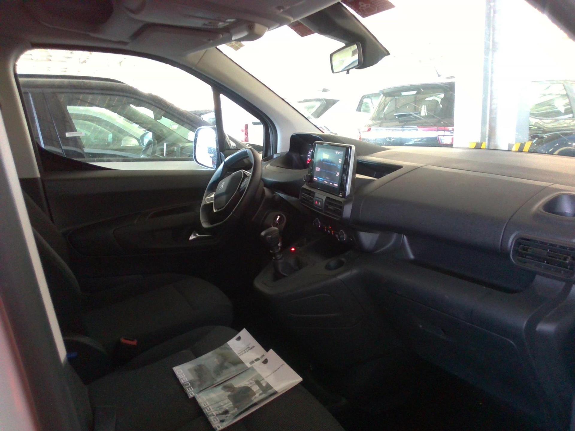 Peugeot PARTNER FOURGON M 650 KG BLUEHDI 100 S&S BVM6  2024