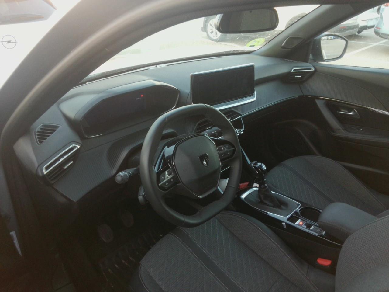 Foto Peugeot 2008 3