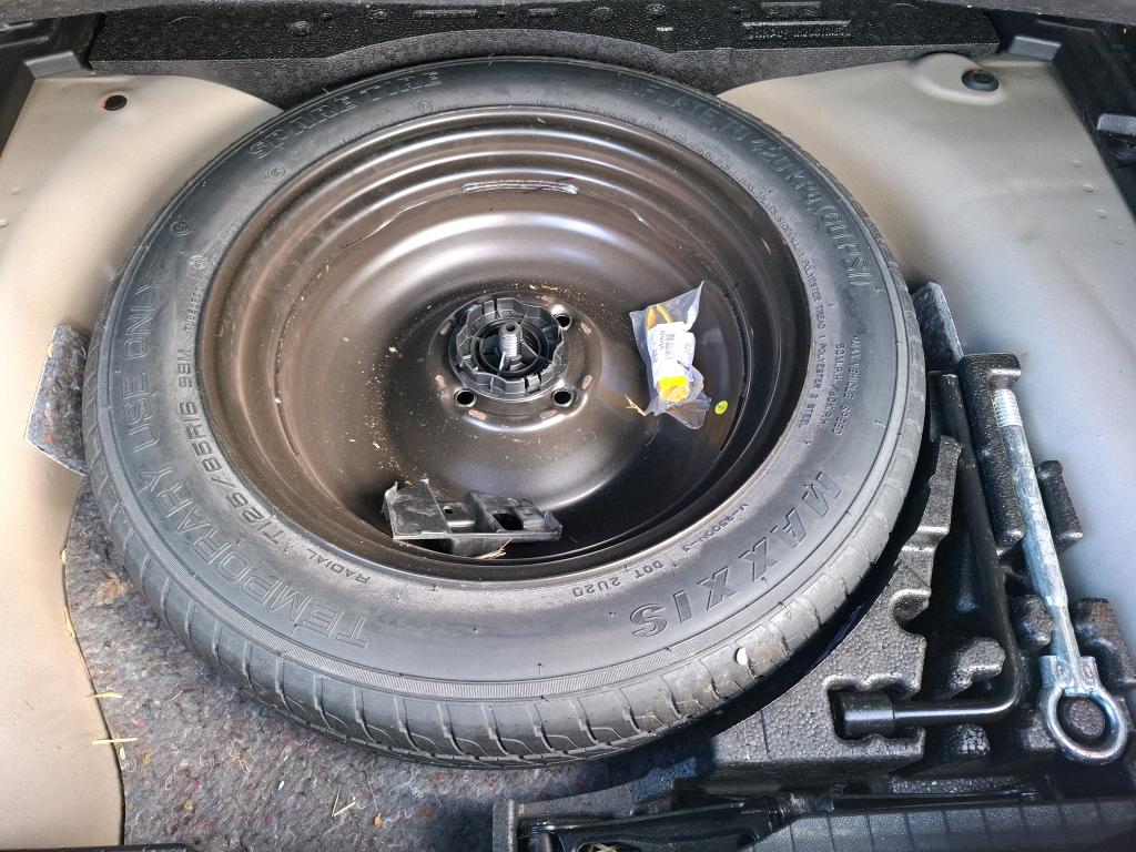 Peugeot 2008 BlueHDi 110 S&S BVM6 Allure Business 2021