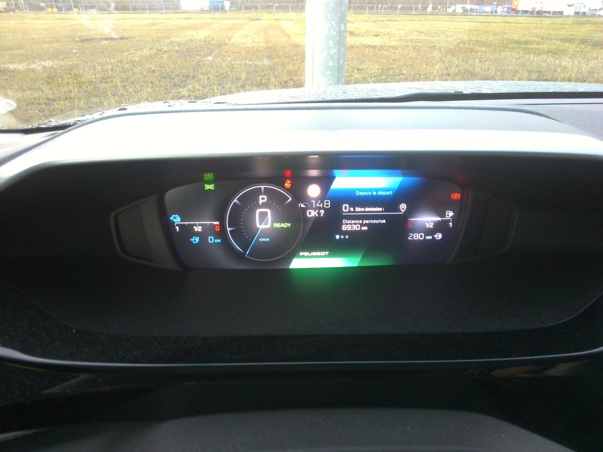Peugeot 308 PHEV 180 e-EAT8 Allure 2024