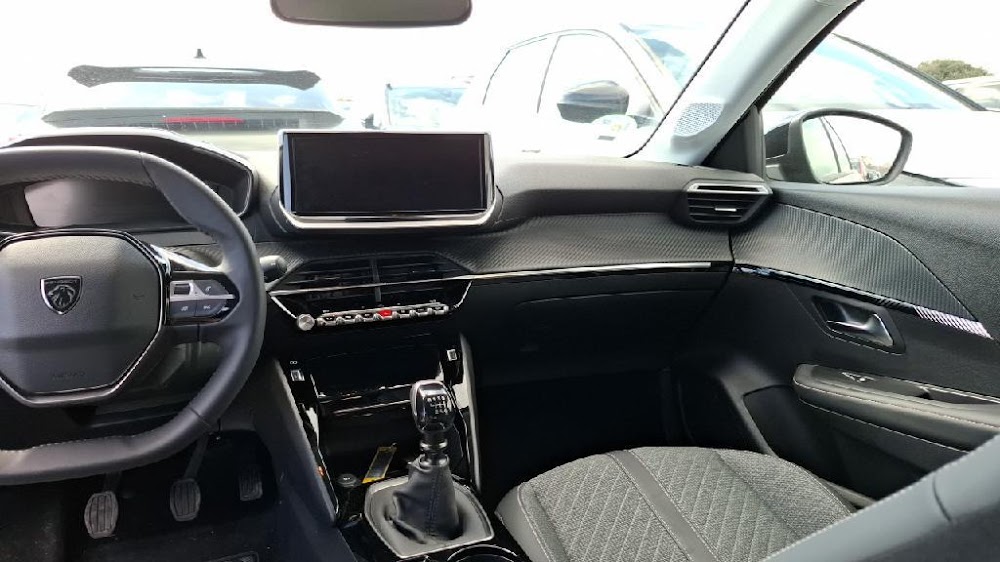 Foto Peugeot 208 15