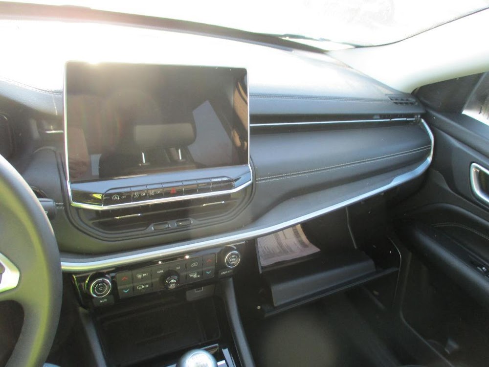 Foto Jeep Compass 11