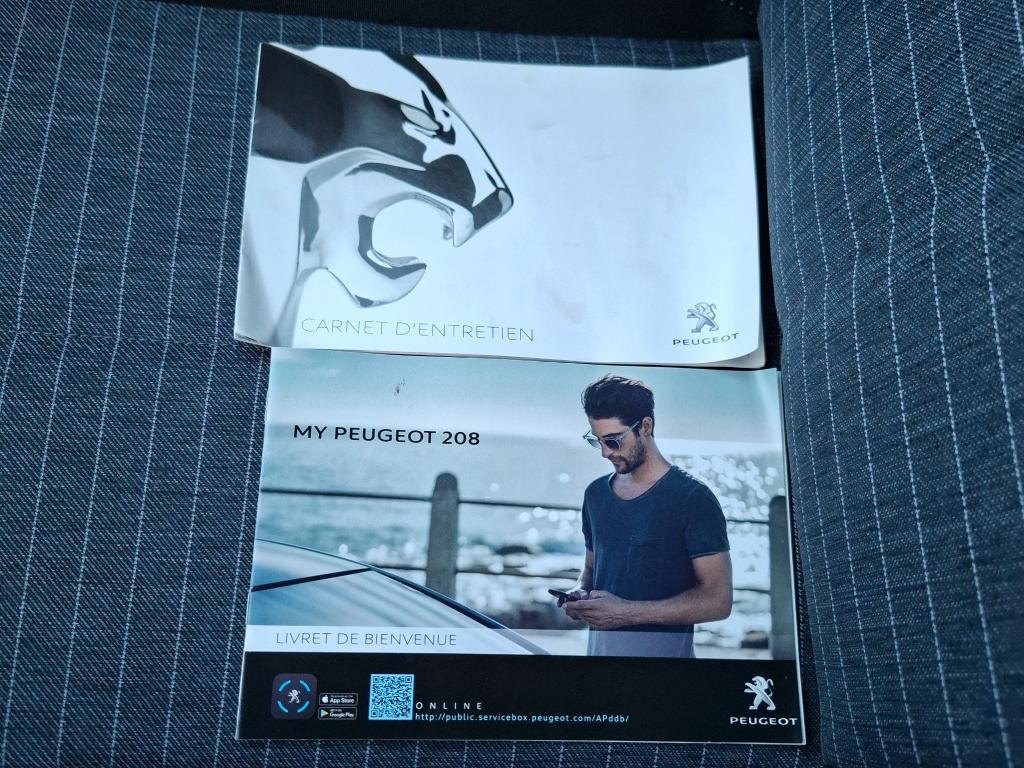 Peugeot 208 BLUEHDI 100 S&S BVM6 PREMIUM 2021