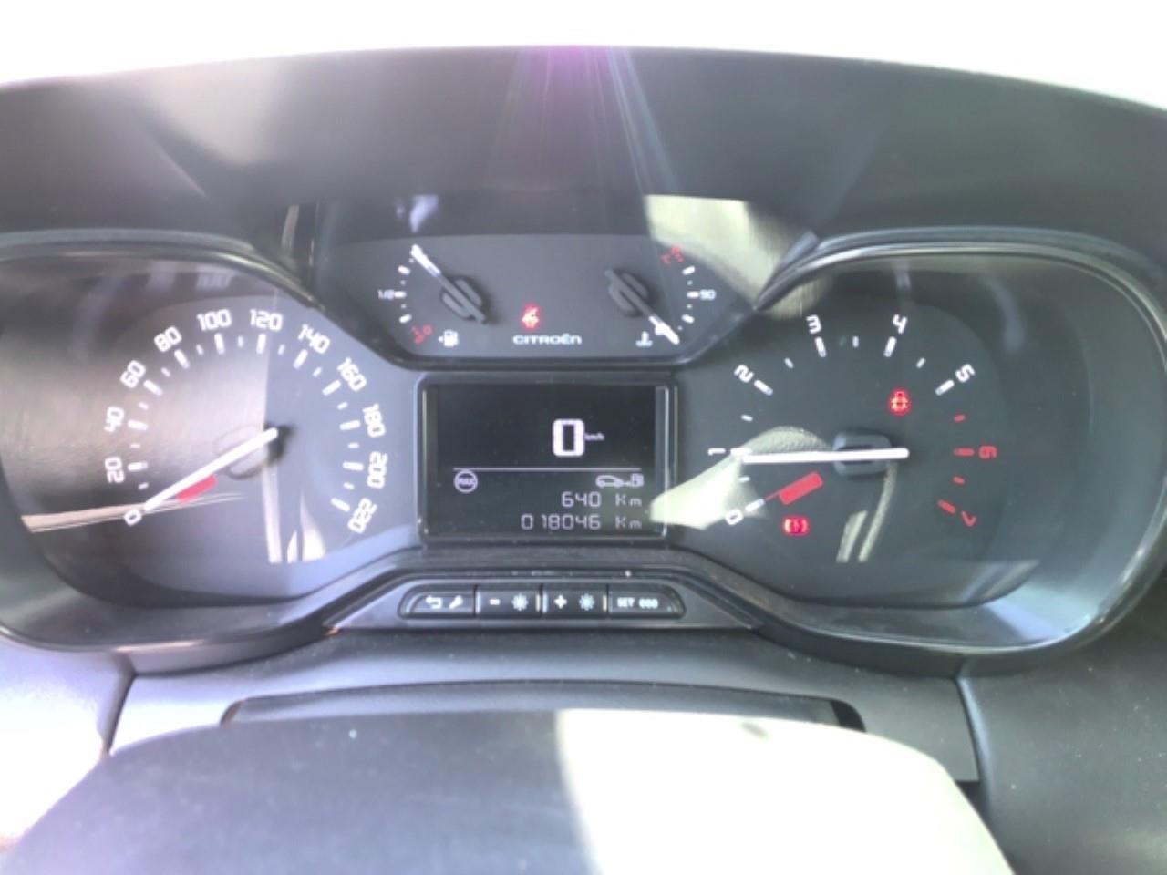 Foto Citroën C3 Aircross 11