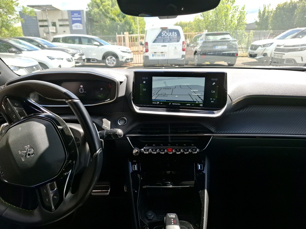 Peugeot 2008 PureTech 130 S&S EAT8 GT 2021
