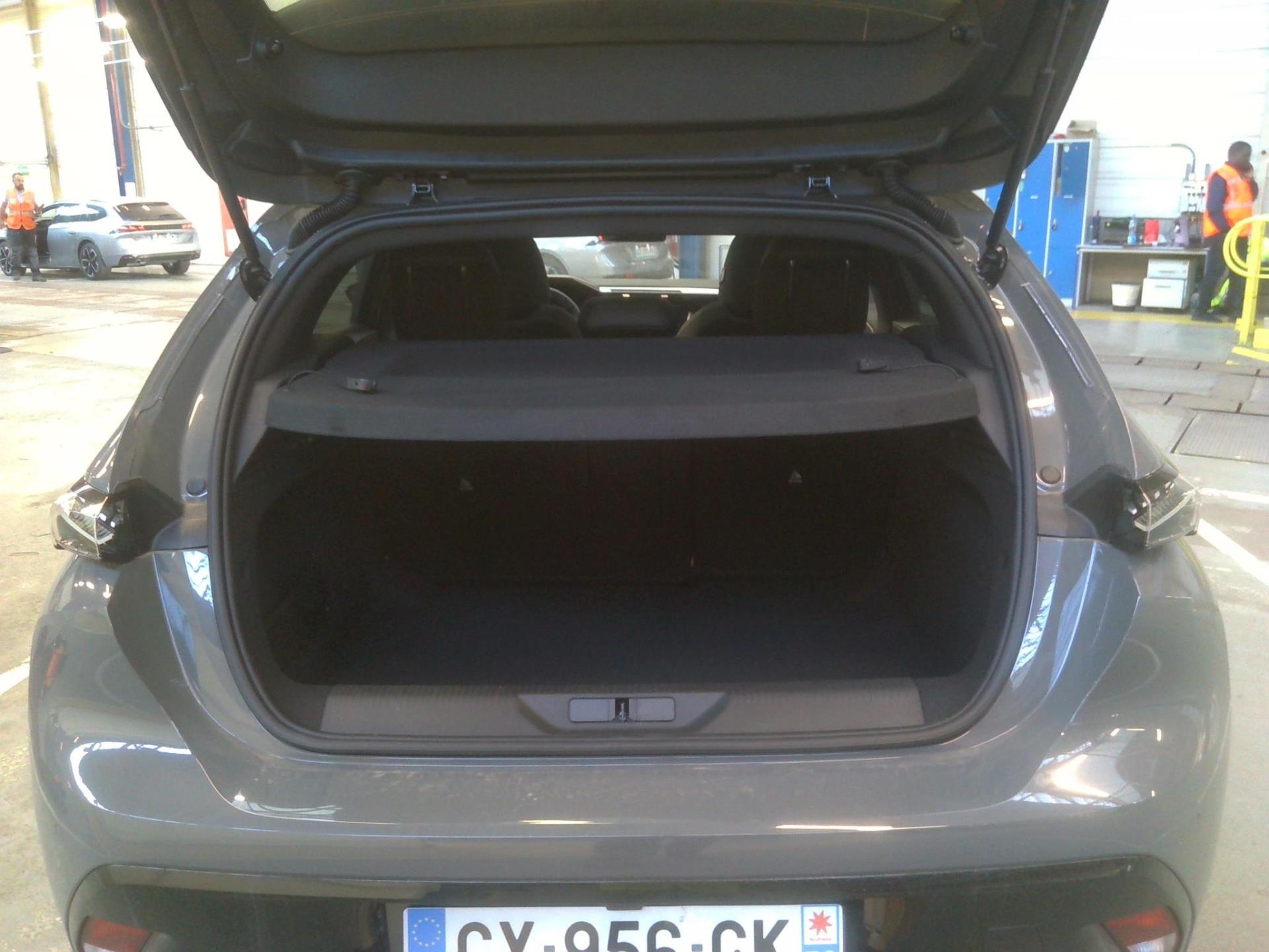 Peugeot 308 Hybrid 136 e-DCS6 GT 2024
