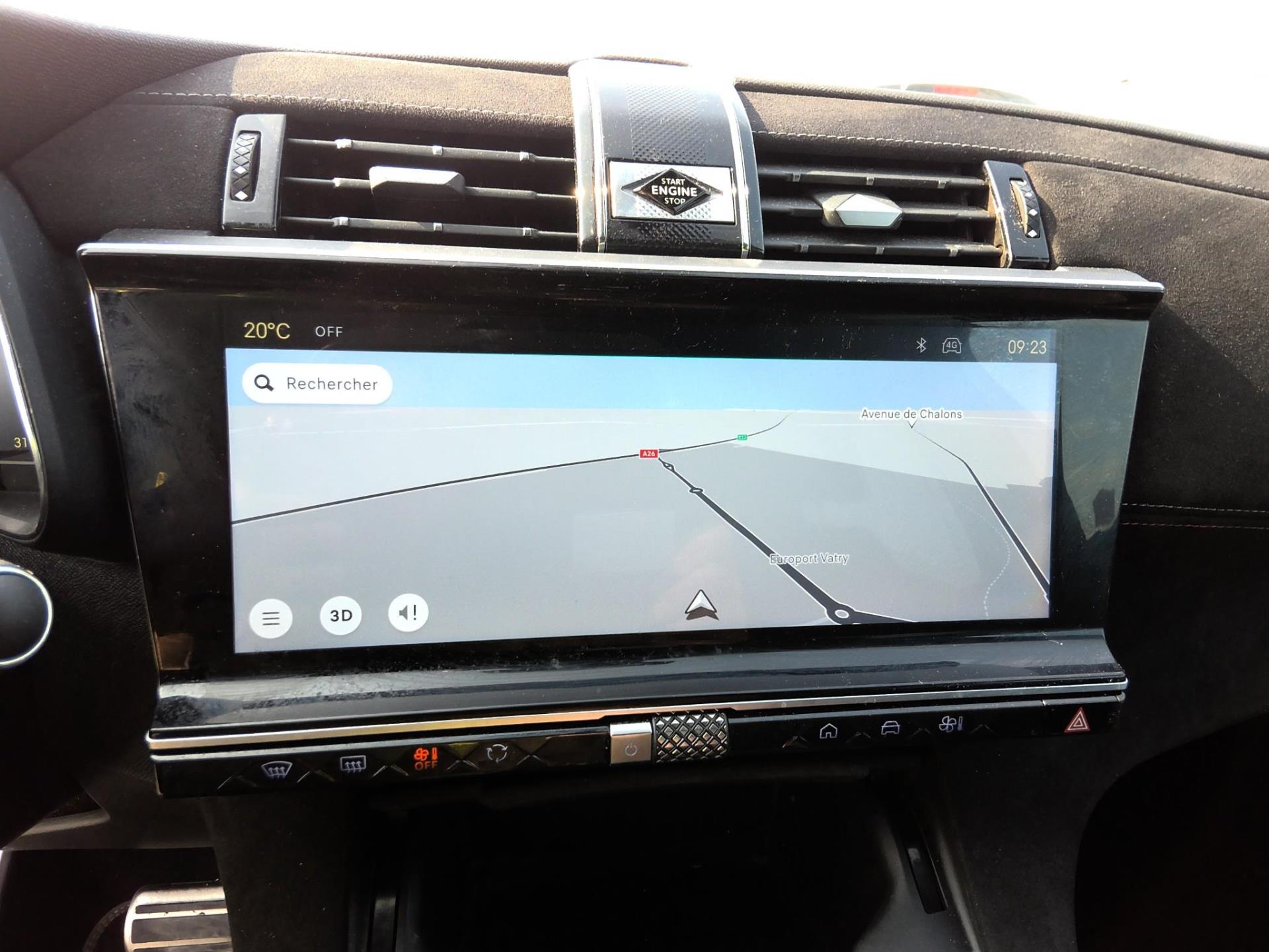 DS DS 7 Hybride Rechargeable E-Tense 225 EAT8 Performance Line + 2024