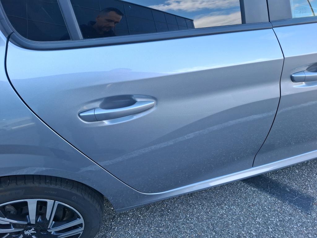 Peugeot 208 PureTech 100 S&S EAT8 Style 2023