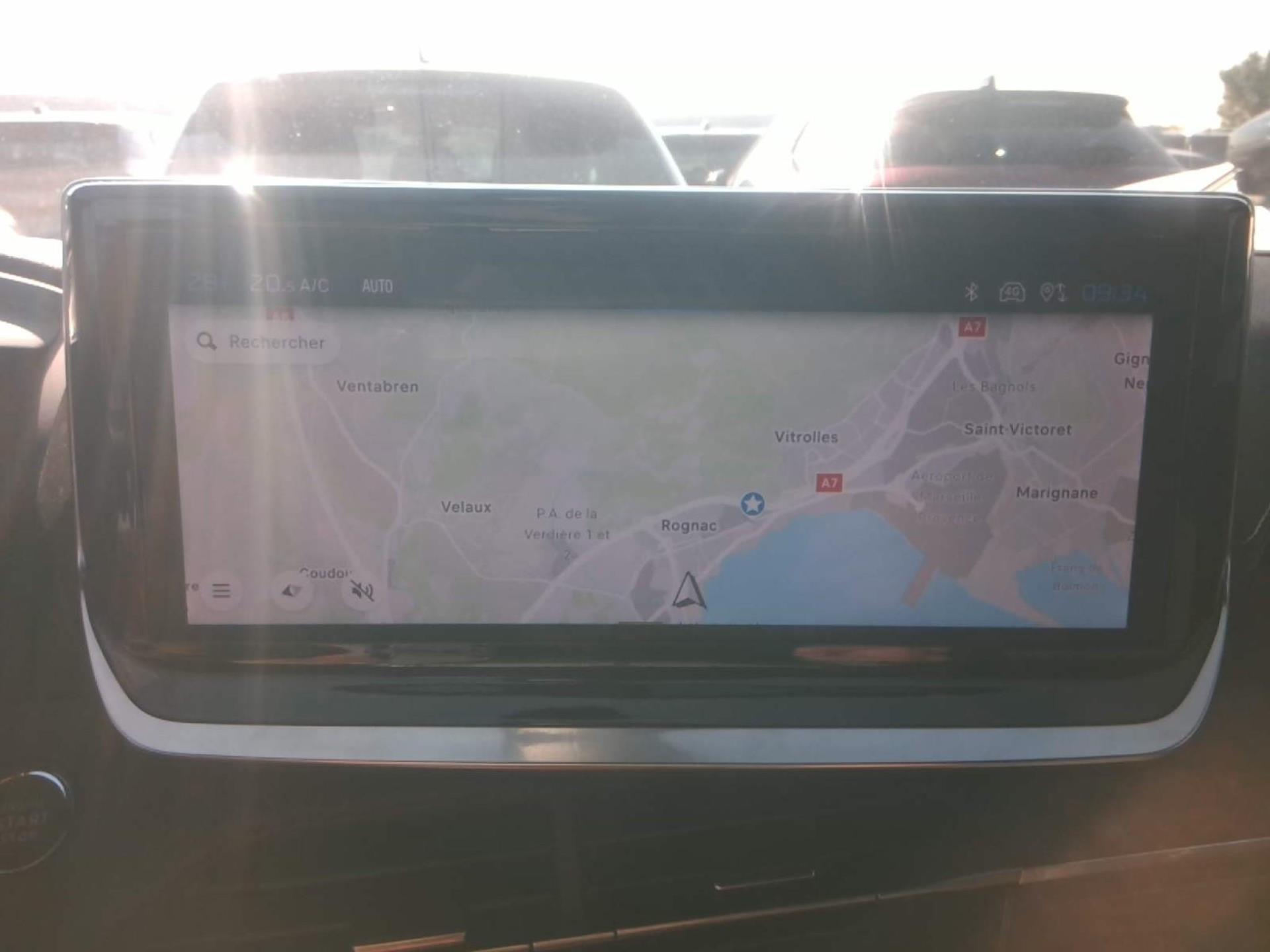 Peugeot 2008 Hybrid 136 e-DCS6 GT 2025