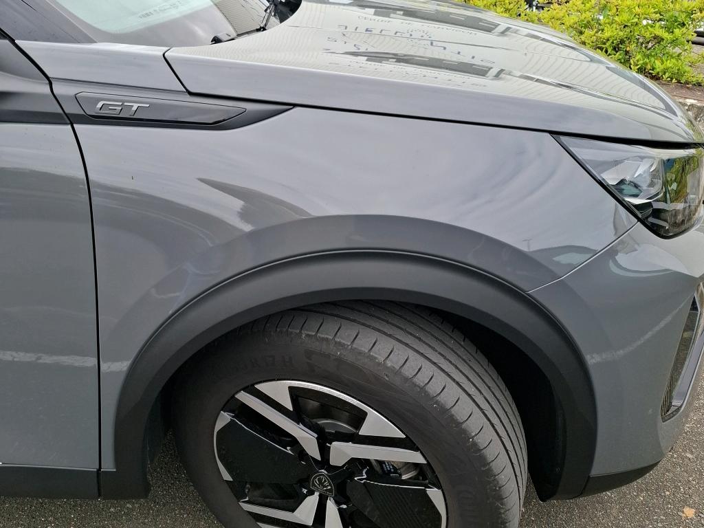 Peugeot 2008 Hybrid 145 e-DCS6 GT 2025