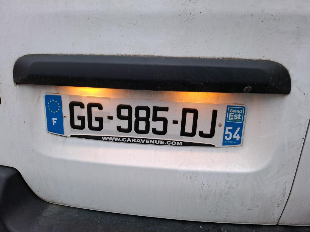 Peugeot EXPERT FGN TOLE STANDARD 1.5 BLUEHDI 120 S&S BVM6 ASPHALT 2022