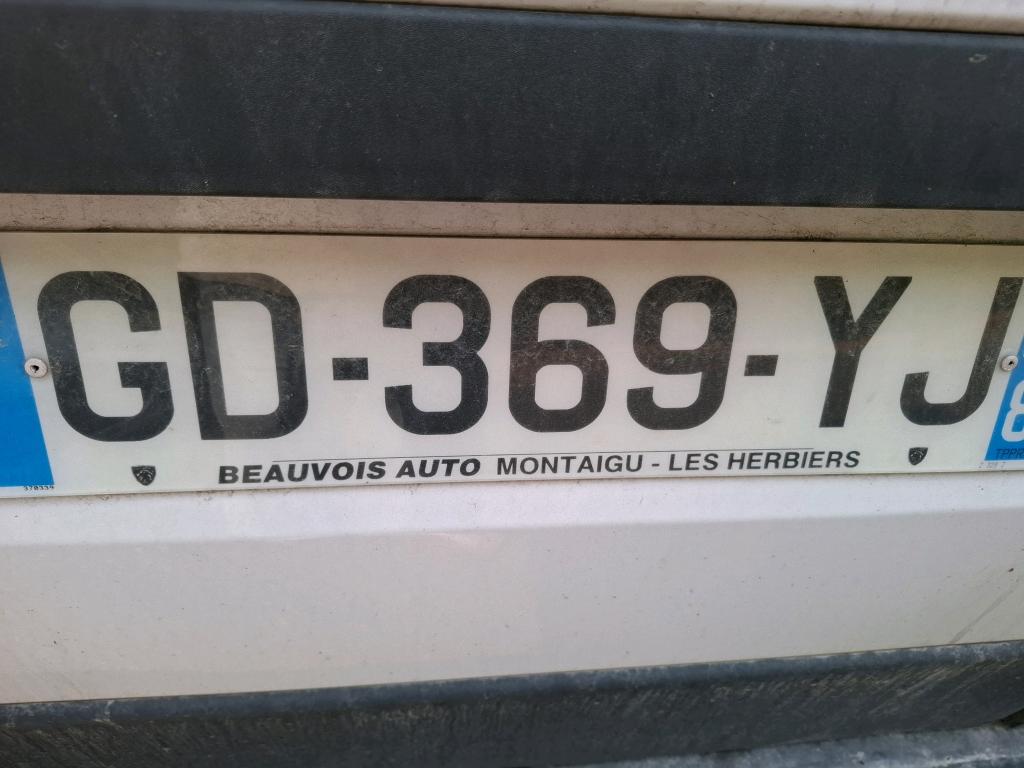 Peugeot BOXER TOLE 335 L2H2 BLUEHDI 140 S&S ASPHALT 2021
